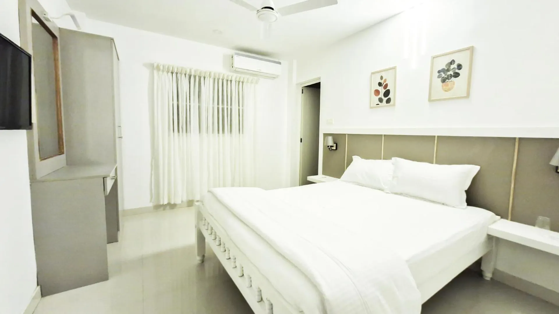 Pine Beach House Alappuzha India