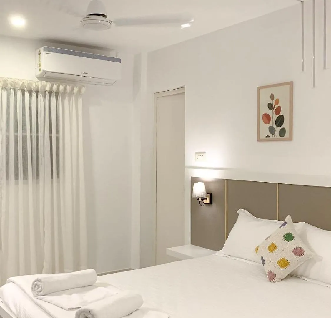 Pine Beach House Alappuzha 0*,